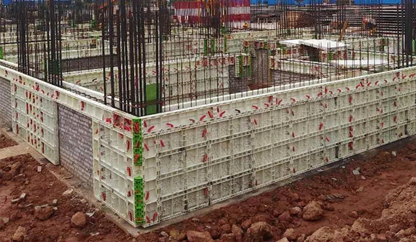 hollow-plastic-formwork